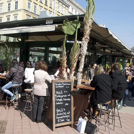 State Opera Alley Lodge Vienna Exterior photo