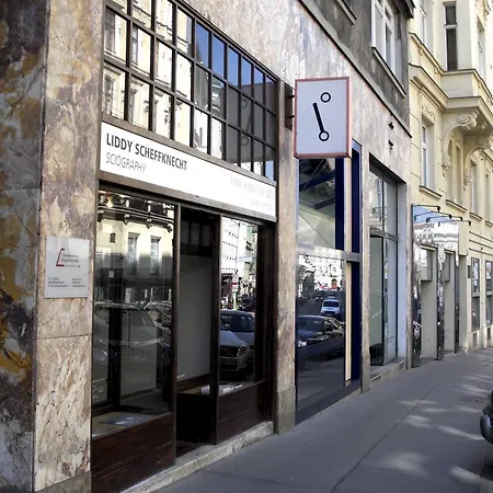 State Opera Alley Lodge Vienna Exterior photo